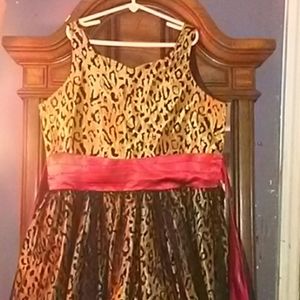 A pretty dress for kids